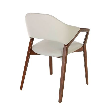 Chair Poli