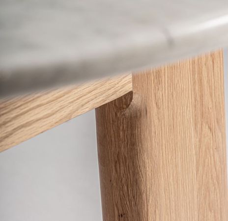 Dining table Ara