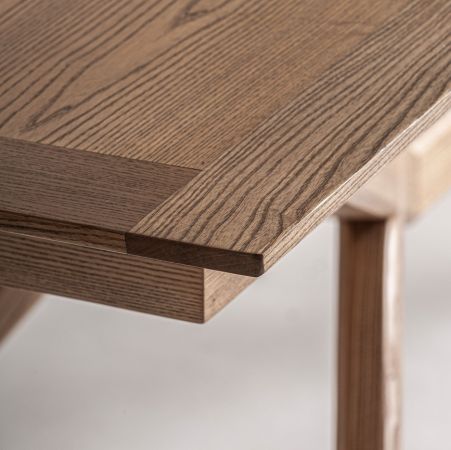 Dining table Vrebos