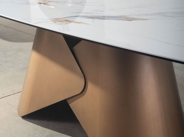 Dinning Table Croncul