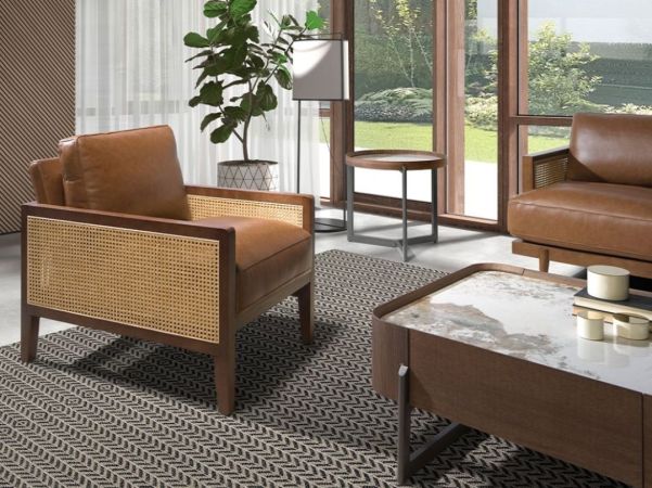 Side Table Tivo