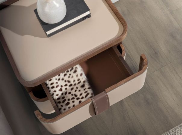 Mesa de Cabeceira Nihl