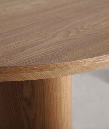 SOMA DINNER TABLE
