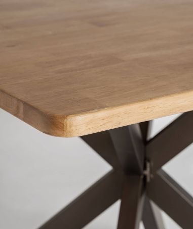 FERRONA DINNER TABLE
