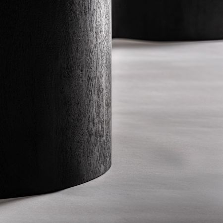 KNAITH DINING TABLE