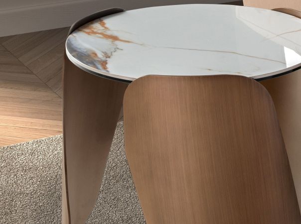 SIDE TABLE IMPERIAL