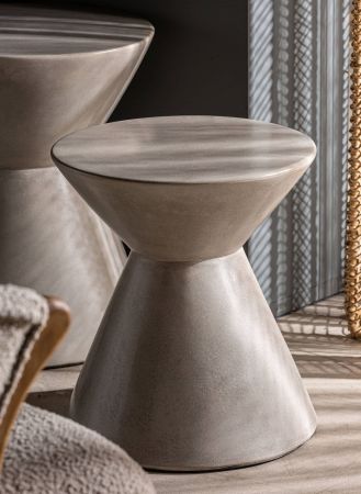 TELFS SIDE TABLE