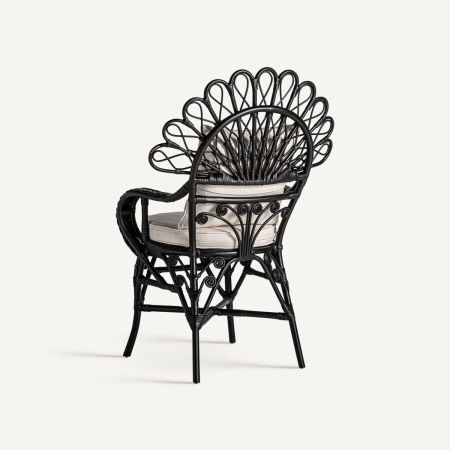 Armchair Nulvi